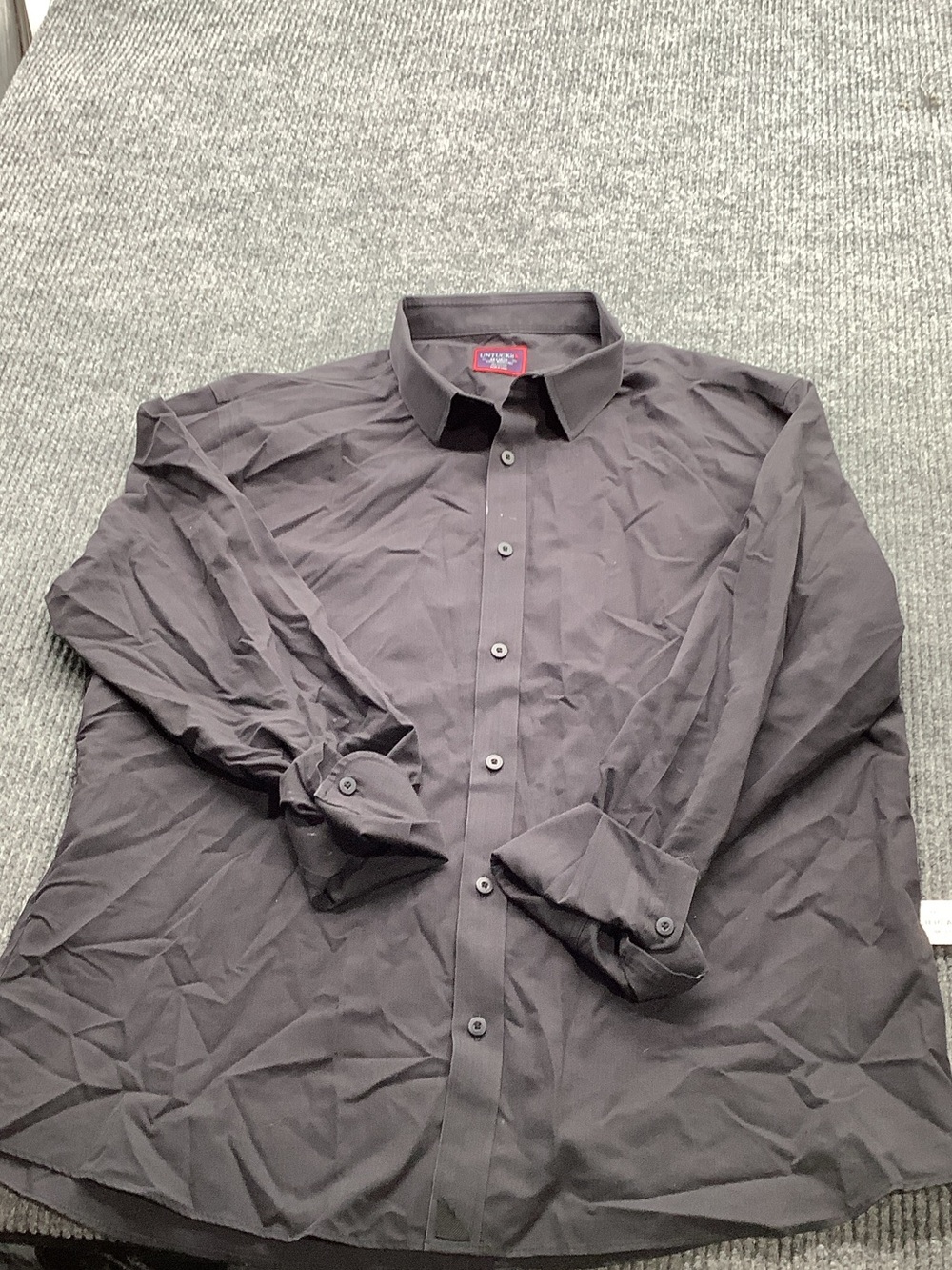 UNTUCKit Men's Dark Gray Long-Sleeve Dress Shirt
